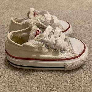 White Converse Chuck Taylor’s